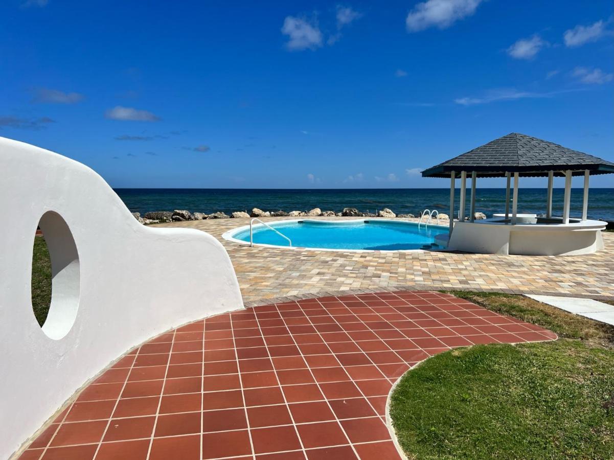 Oceanblue Resort Christ Church Buitenkant foto
