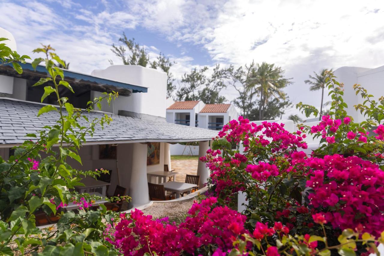 Oceanblue Resort Christ Church Buitenkant foto